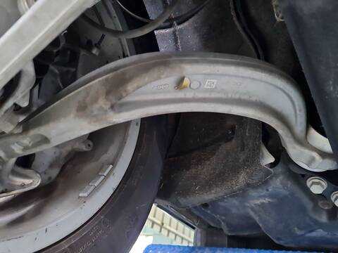 Brazo Suspension Delantero Derecho Audi Q5 2.0 TDI 150CV 110KW