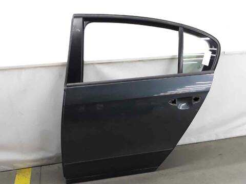 Foto 3ª: Puerta Trasera Izquierda Volkswagen Passat 2.0 TDI 140CV [CBAB] (2005)