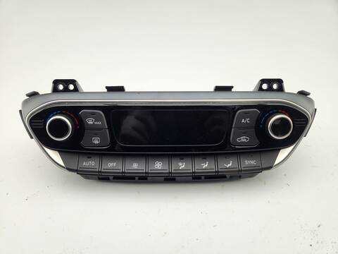 Mando Climatizador Hyundai i30 KLASS LR 119CV 88KW