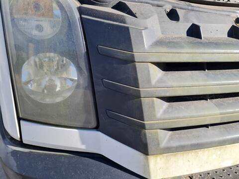 Foto 2ª: Rejilla Delantera Volkswagen Crafter COMBI 30 163CV 120KW [CKUB] (2014)