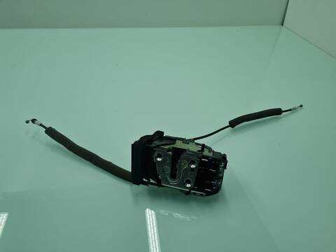 Foto 2ª: Cerradura Puerta Trasera Izquierda Nissan Juke ACENTA 110CV 81KW (2015)