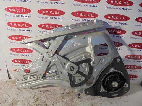 Foto 2ª: Elevalunas Eléctrico Delantero Derecho Kia Sportage 2.0 CAT 141CV 104KW [G4GC] (2008)