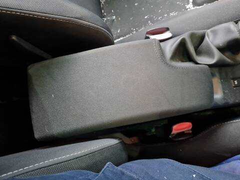Consola Central Renault Megane DYNAMIQUE III COUPE 110CV 81KW
