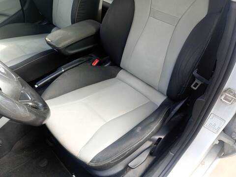 Foto 2ª: Asientos Traseros Audi A1 AMBITION 105CV 77KW [CAY] (2012)