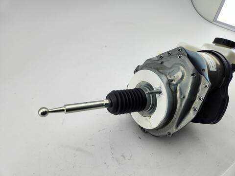 Foto 2ª: Servofreno Volkswagen Golf 1.5 ETSI 150CV 110KW [DXDE] (2024)
