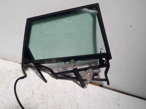 Elevalunas Manual Trasero Derecho Audi A6 2.5 TDI QUATTRO 180CV