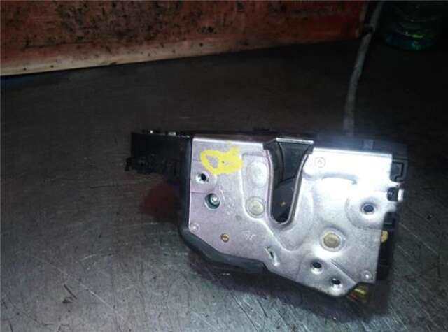 Foto 2ª: Cerradura Puerta Trasera Izquierda Bmw Serie 3 315 320 D (150CV) [204D4]