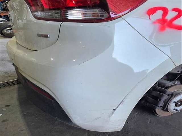 Foto 2ª: Paragolpes Trasero Kia Rio G3LC (2020)