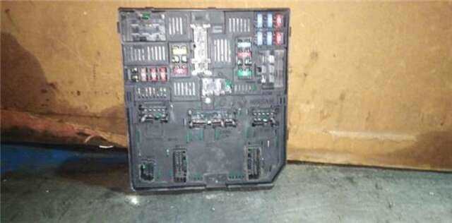 Caja Reles Fusibles Nissan Qashqai 1.2 16V T