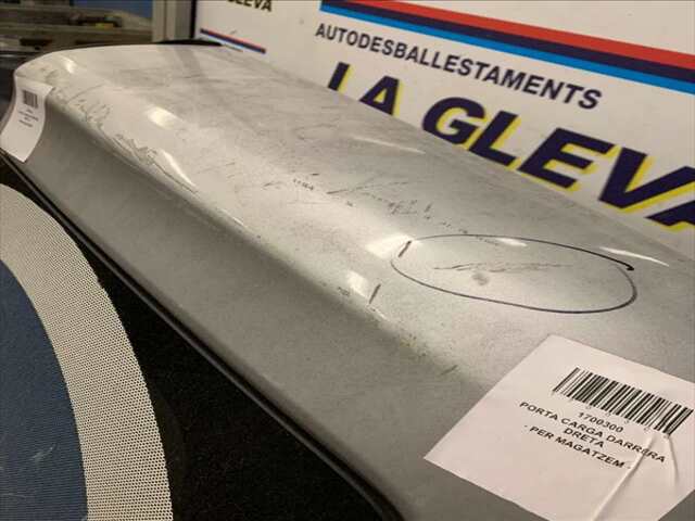 Foto 2ª: Puerta Trasera Derecha Nissan NV200 1.5 DCI 85-88-90CV [K9K 400] (2011)