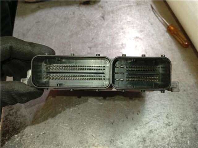 Foto 2ª: Centralita Motor ECU Land Rover Range 2.0 HSE [2.0 LTR. - 177 KW TD SD4 CAT]