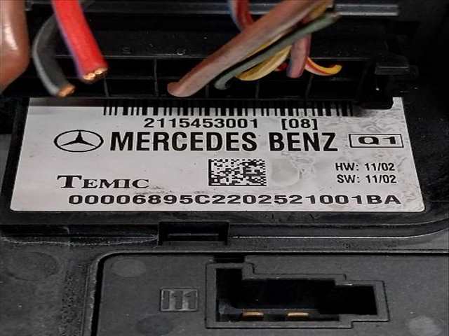Foto 2ª: Caja Reles Fusibles Mercedes Clase E 270 2.7 CDI [D-647 961] (2004)