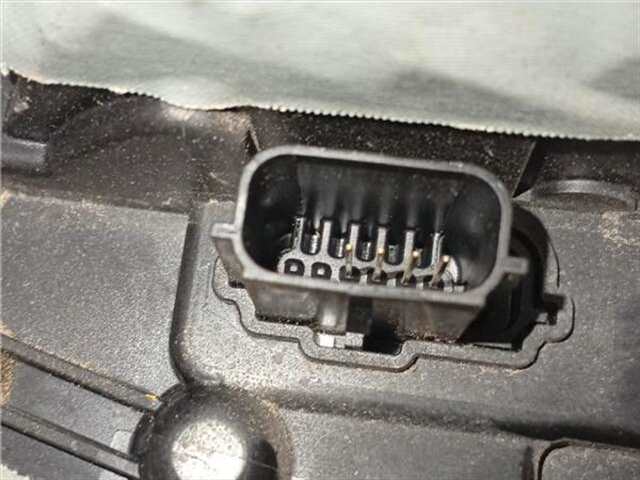 Foto 2ª: Cerradura Puerta Trasera Izquierda Ford Focus 1.0 ACTIVE [1.0 LTR. - 92 KW ECOBOOST CAT]