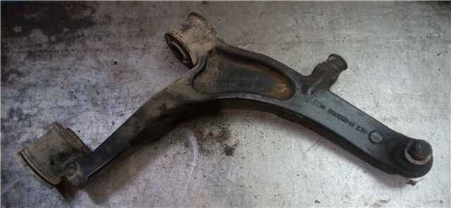 Brazo Suspension Delantero Derecho Opel Movano 2.5 DTI