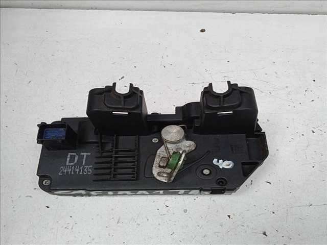 Cerradura Puerta Trasera Derecha Opel Zafira 0.1