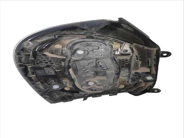 Foto 3ª: Piloto Trasero Derecho Smart Forfour 1.0 453.042 453.043) HATCHBACK (2014)