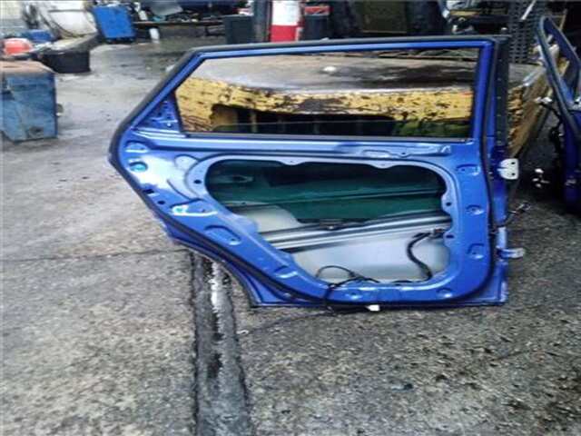 Foto 2ª: Puerta Trasera Izquierda Hyundai Tucson 1.6 ESSENCE 2WD [1.6 LTR. - 85 KW CRDI CAT (1598 CM3)] [D4FE]