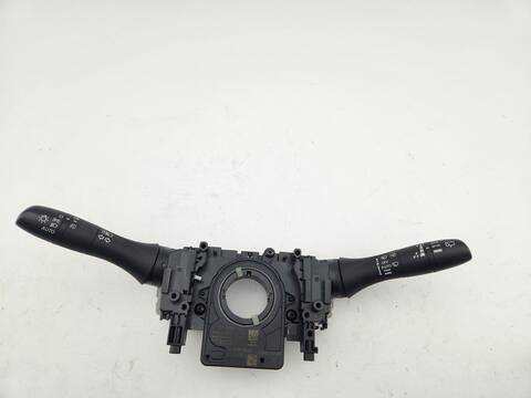 Mando Multifuncion Nissan Qashqai ACENTA 140CV 103KW
