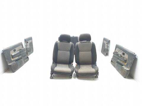 Juego Asientos Completos Nissan Navara PICKUP D22 CABINA DOBLE CHALLENGE 4X4