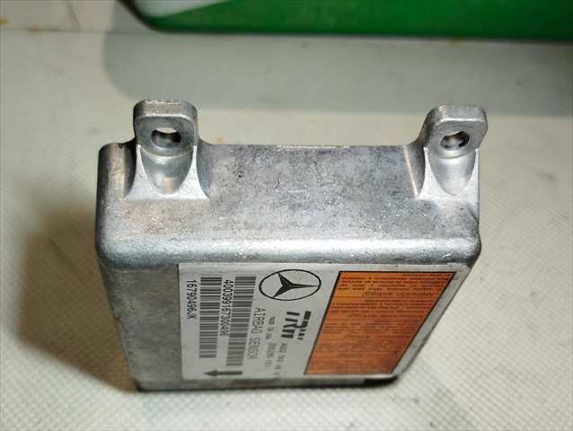 Foto 2ª: Centralita Airbag Mercedes Clase ML 320 3.2 G AUTOMATICO [112 MB] (1999)