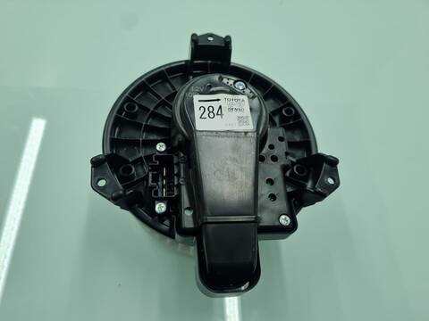 Foto 3ª: Calefacción Toyota Land Cruiser VX 177CV 130KW [1GD] (2016)