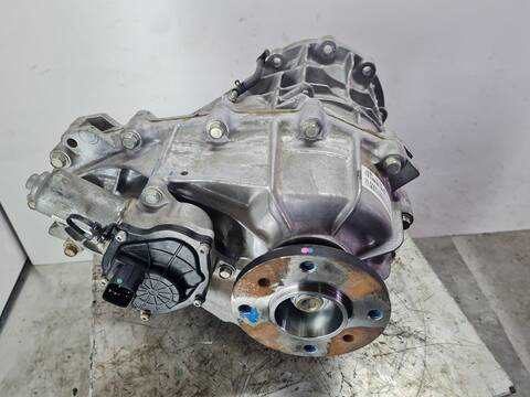 Foto 2ª: Caja Transfer Ford Ranger DOBLE CABINA 4X4 XLT LIMITED 170CV 125KW [BC2X] (2022)