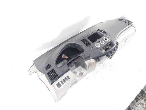 Foto 3ª: Salpicadero Mitsubishi Grandis 2.0 DI-D CAT 136CV 100KW (2006)