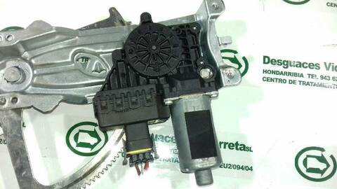 Foto 3ª: Elevalunas Eléctrico Delantero Izquierdo Opel Zafira FAMILY 125CV 92KW [A17DTR] (2012)