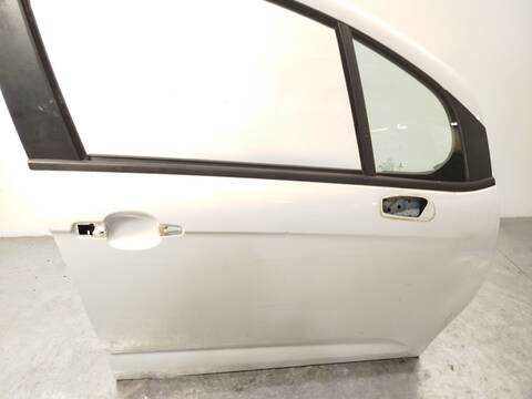 Foto 4ª: Puerta Delantera Derecha Citroen C3 1.0 VTI 68 68CV 50KW [ZM01] (2014)