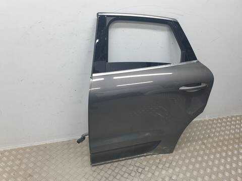 Foto 3ª: Puerta Trasera Izquierda Porsche Macan S DIESEL (2013)