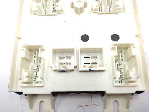 Foto 3ª: Caja Reles Fusibles Fiat Freemont 2.0 JTD 170CV 125KW [939B5000] (2012)