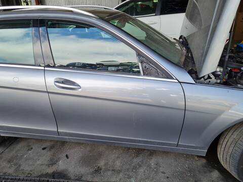 Puerta Delantera Derecha Mercedes Clase C 160 C 220 T CDI 4-MATIC 204.284) 170CV 125KW FAMILIAR
