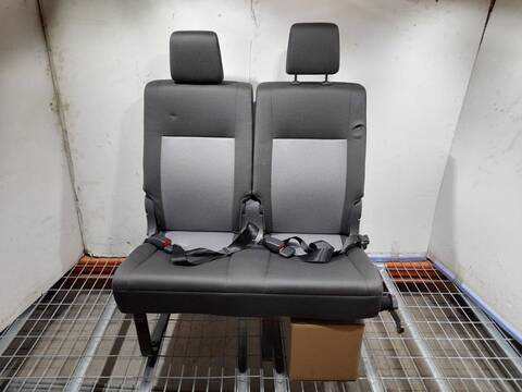 Asientos Traseros Toyota Hiace VERSION INDEFINIDA