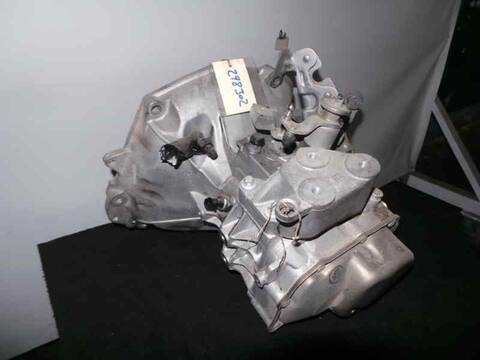Foto 3ª: Caja Cambios Opel Astra 1.7 16V DTI CAT Y 17 DT - LR6) BERLINA 75CV 55KW (1998)