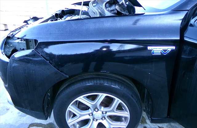 Aleta Delantera Izquierda Mitsubishi Outlander 2.0 G 2012-2015, HIBDRIDO