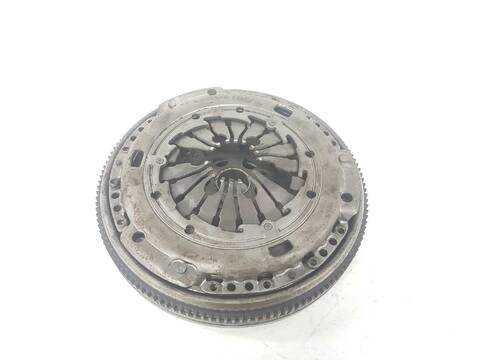 Foto 2ª: Volante Motor Volkswagen New Beetle 1.9 TDI 101CV