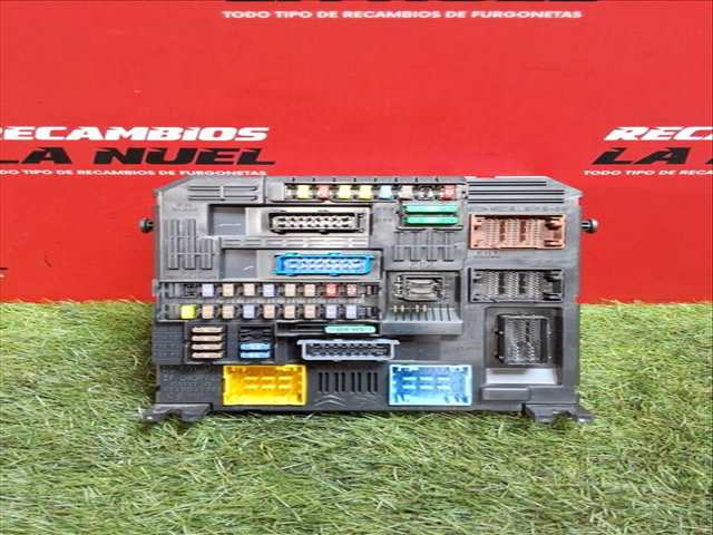 Caja Reles Fusibles Citroen Jumpy 1.5 BLUEHDI 100 102CV 75KW FURGONETA
