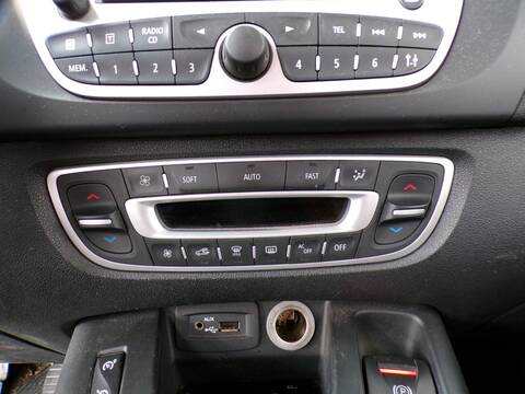 Mando Climatizador Renault Scenic K9K J8