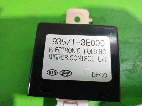 Foto 3ª: Centralita Motor ECU Kia Sorento 2.5 CRDI 170CV [D4CB] (2002)