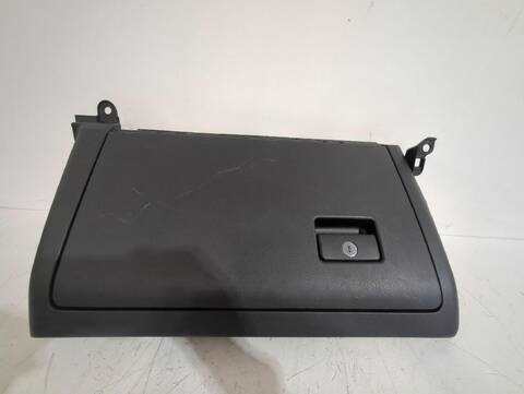 Foto 2ª: Guantera Toyota Rav4 2.0 MXAA52) 175CV [M20A-FKS] (2018)