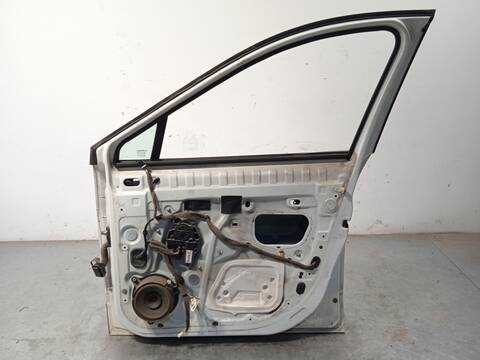 Foto 4ª: Puerta Delantera Derecha Renault Scenic 1.5 DCI 110CV 81KW [K9K636] (2014)