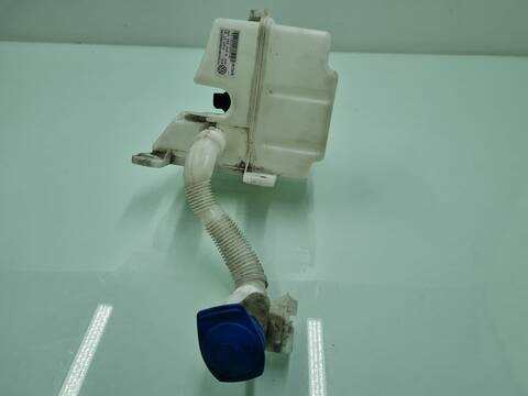 Foto 2ª: Deposito Limpiaparabrisas Volkswagen Golf SPORT 131CV 96KW [DPBA] (2020)