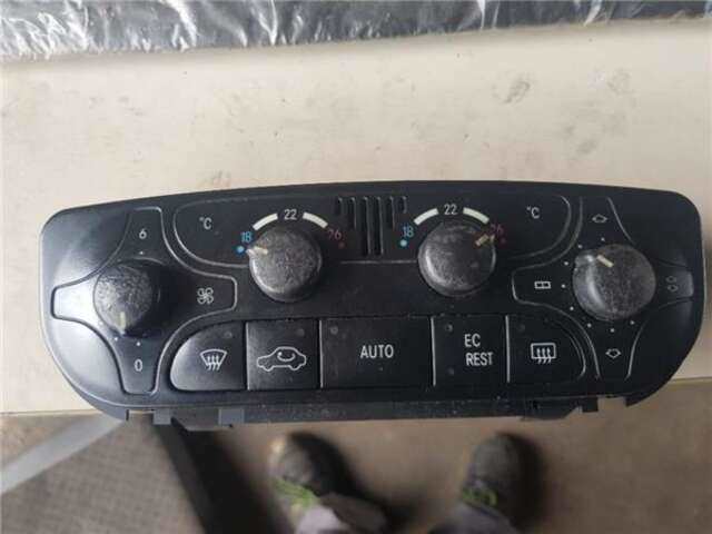 Mando Climatizador Mercedes Clase C 160 2.2 200 CDI (203.004) [2.2 LTR. - 85 KW CDI CAT]