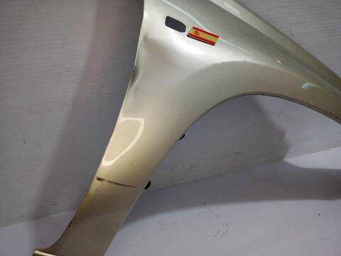 Foto 3ª: Aleta Delantera Derecha Toyota Rav4 2.0 LUNA 4X4 2003 ) 150CV [1AZFE] (2000)