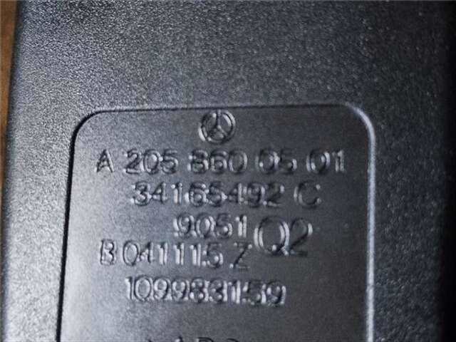 Foto 3ª: Cinturón Trasero Izquierdo Mercedes Clase C 160 2.1 C 220 D (205.304) [2.1 LTR. - 125 KW CDI CAT] [651.921]