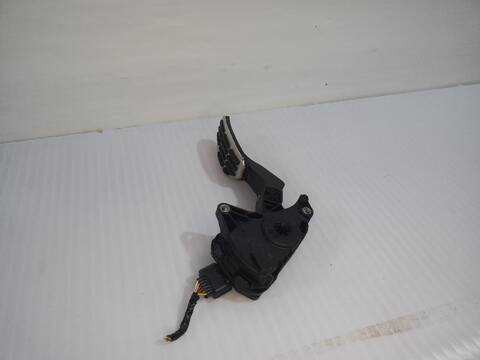 Foto 2ª: Pedal Acelerador Nissan Qashqai ACENTA 116CV [HRA2DDT] (2013)