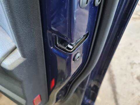 Cerradura Puerta Delantera Derecha Audi Q3 35 TDI BASICO 150CV 110KW