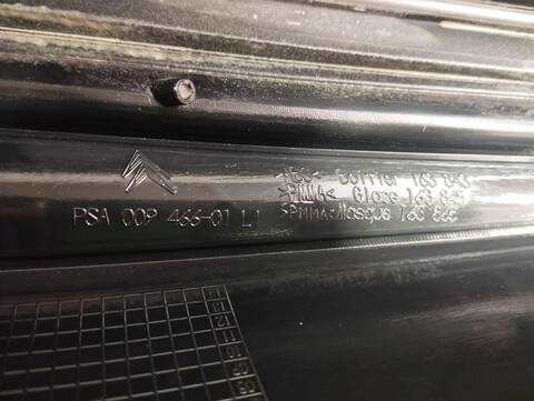 Foto 3ª: Piloto Trasero Izquierdo Citroen C4 1.6 16V HDI FAP 109CV [9HZDV6TED4] (2007)