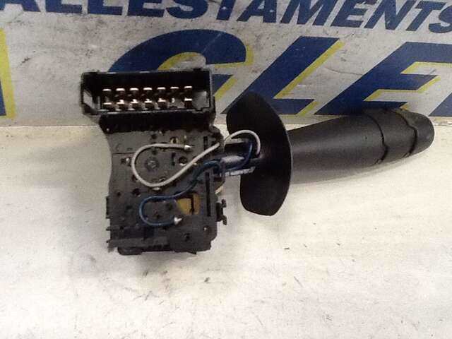 Foto 2ª: Mando Multifuncion Renault Twingo 1.2 G 0CV [D7F800] (2008)