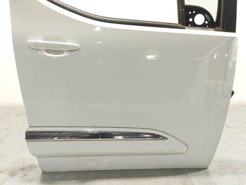 Foto 3ª: Puerta Delantera Derecha Toyota Proace 1.5 D-4D 130 BKYMA) 131CV 96KW [DV5RC] (2022)